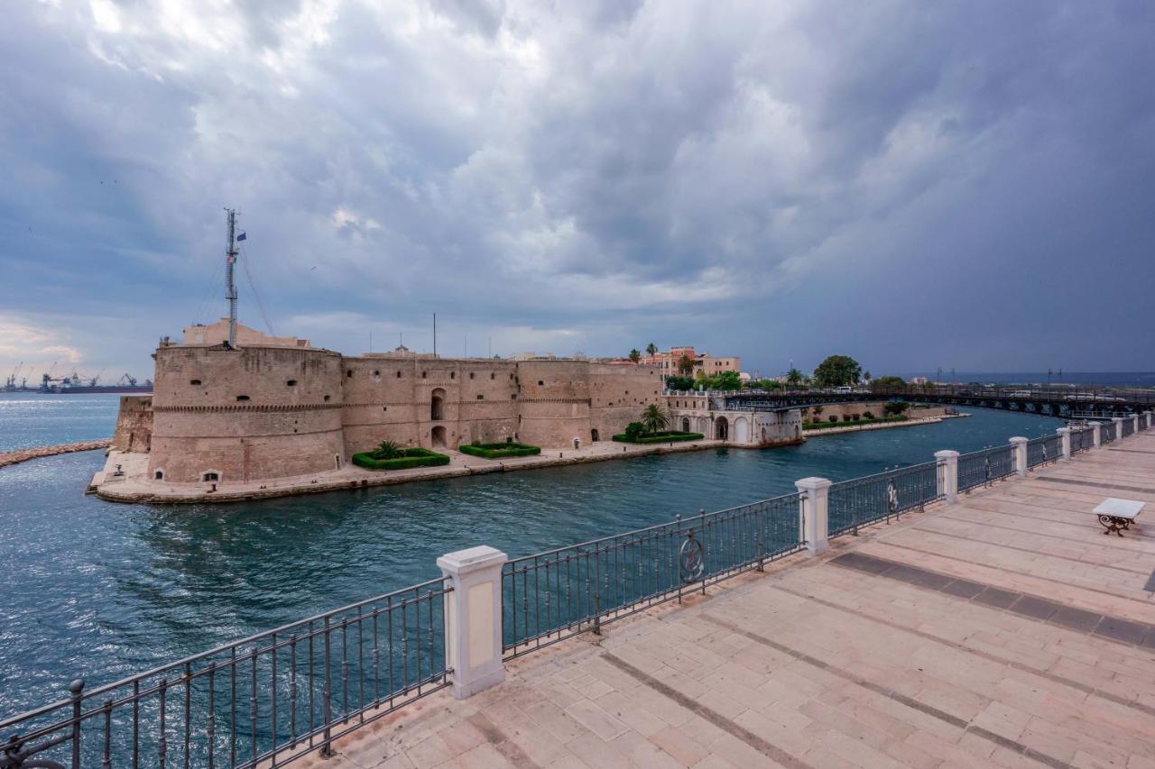 Ai Marinai Bed & Breakfast Taranto Bagian luar foto