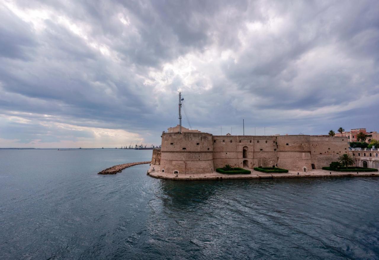 Ai Marinai Bed & Breakfast Taranto Bagian luar foto