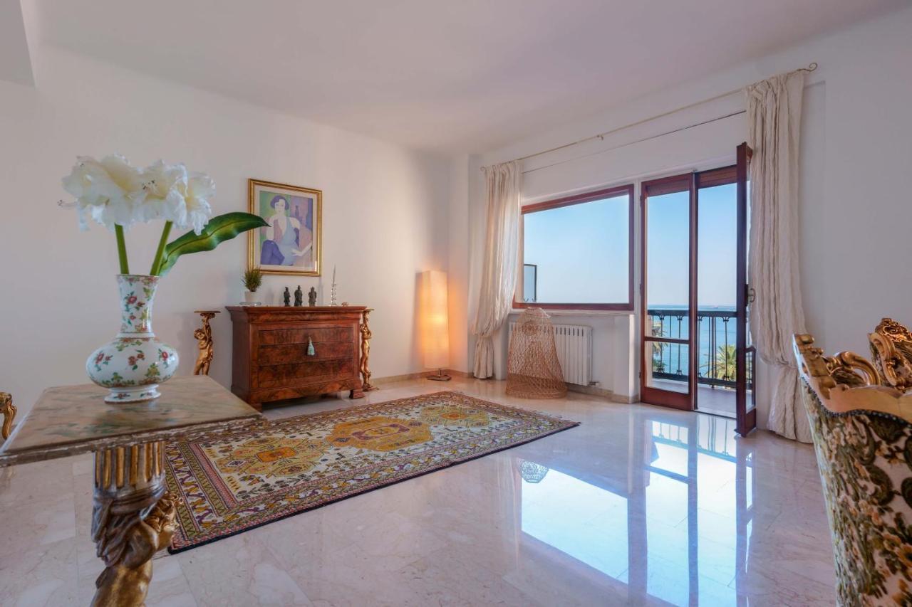 Ai Marinai Bed & Breakfast Taranto Bagian luar foto